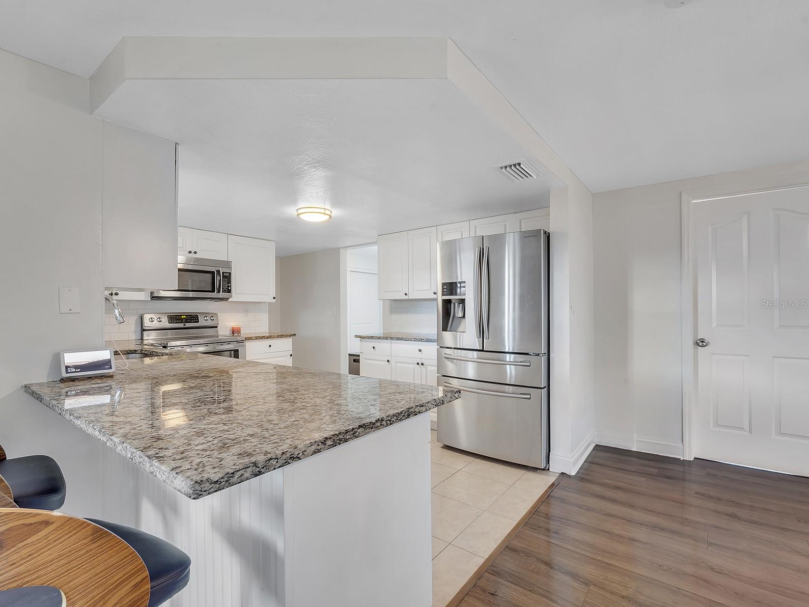 Image 26 of 40 For 7210 Embassy Boulevard