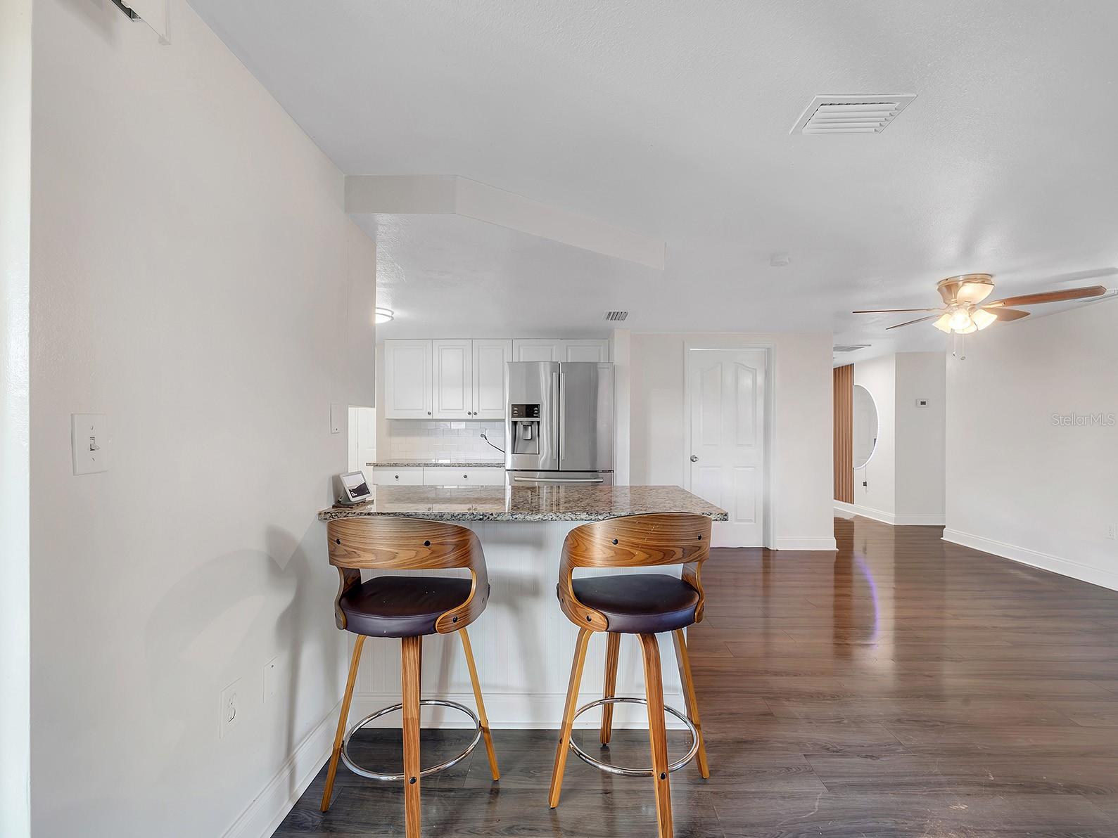 Image 27 of 40 For 7210 Embassy Boulevard