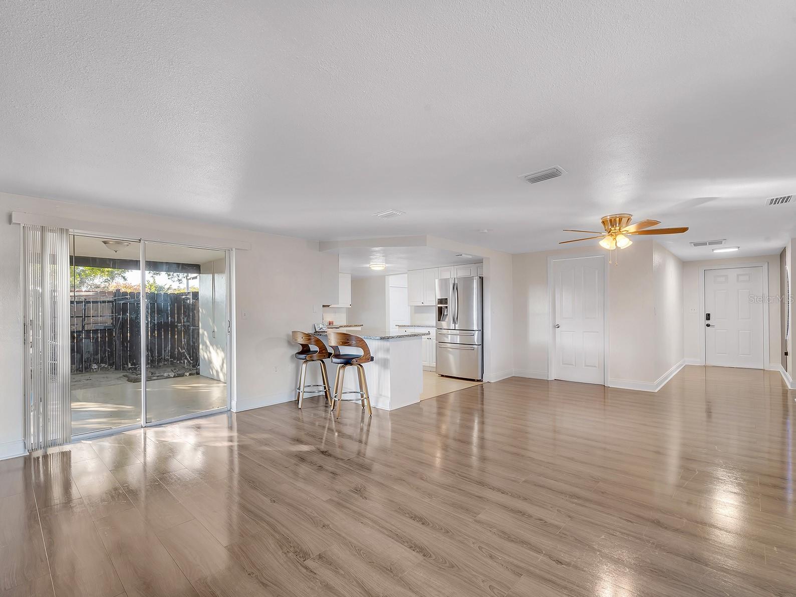 Image 33 of 40 For 7210 Embassy Boulevard