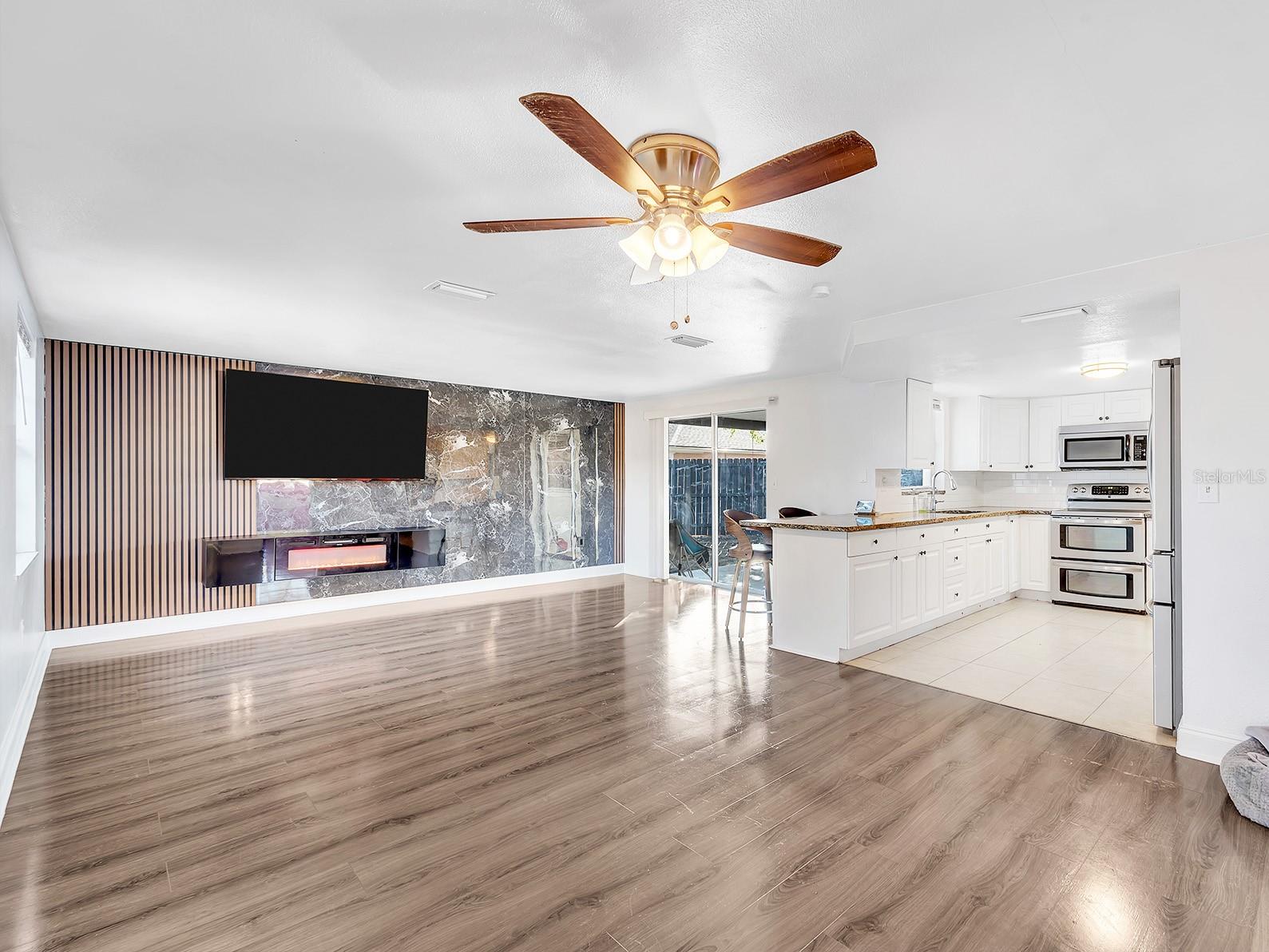 Image 36 of 40 For 7210 Embassy Boulevard