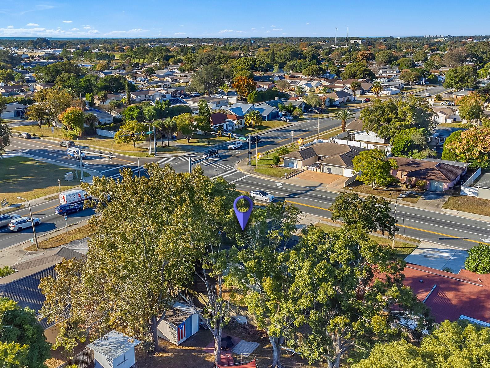 Image 5 of 40 For 7210 Embassy Boulevard