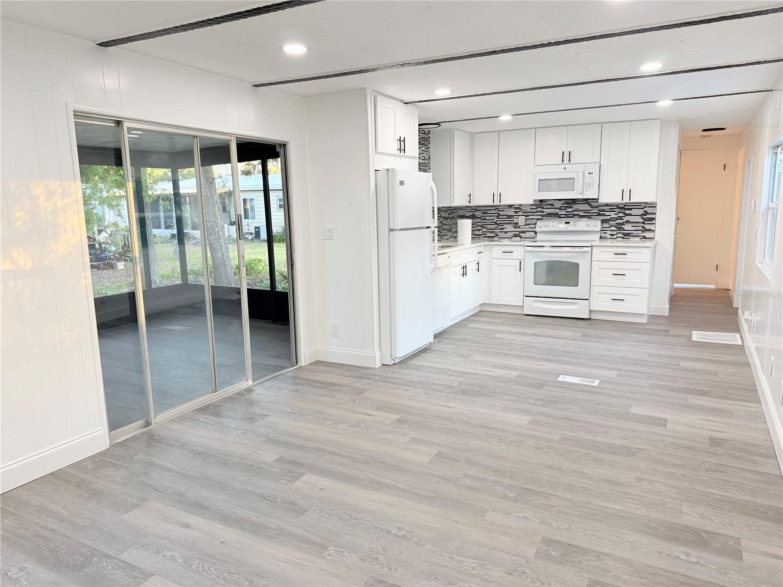 Image 60 of 85 For 82 Bobwhite Road