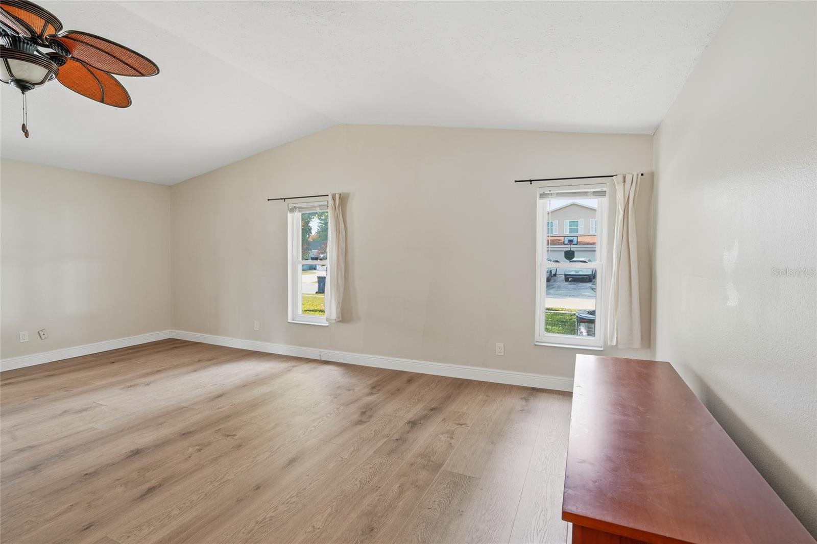 Image 10 of 28 For 5425 Pentail Circle