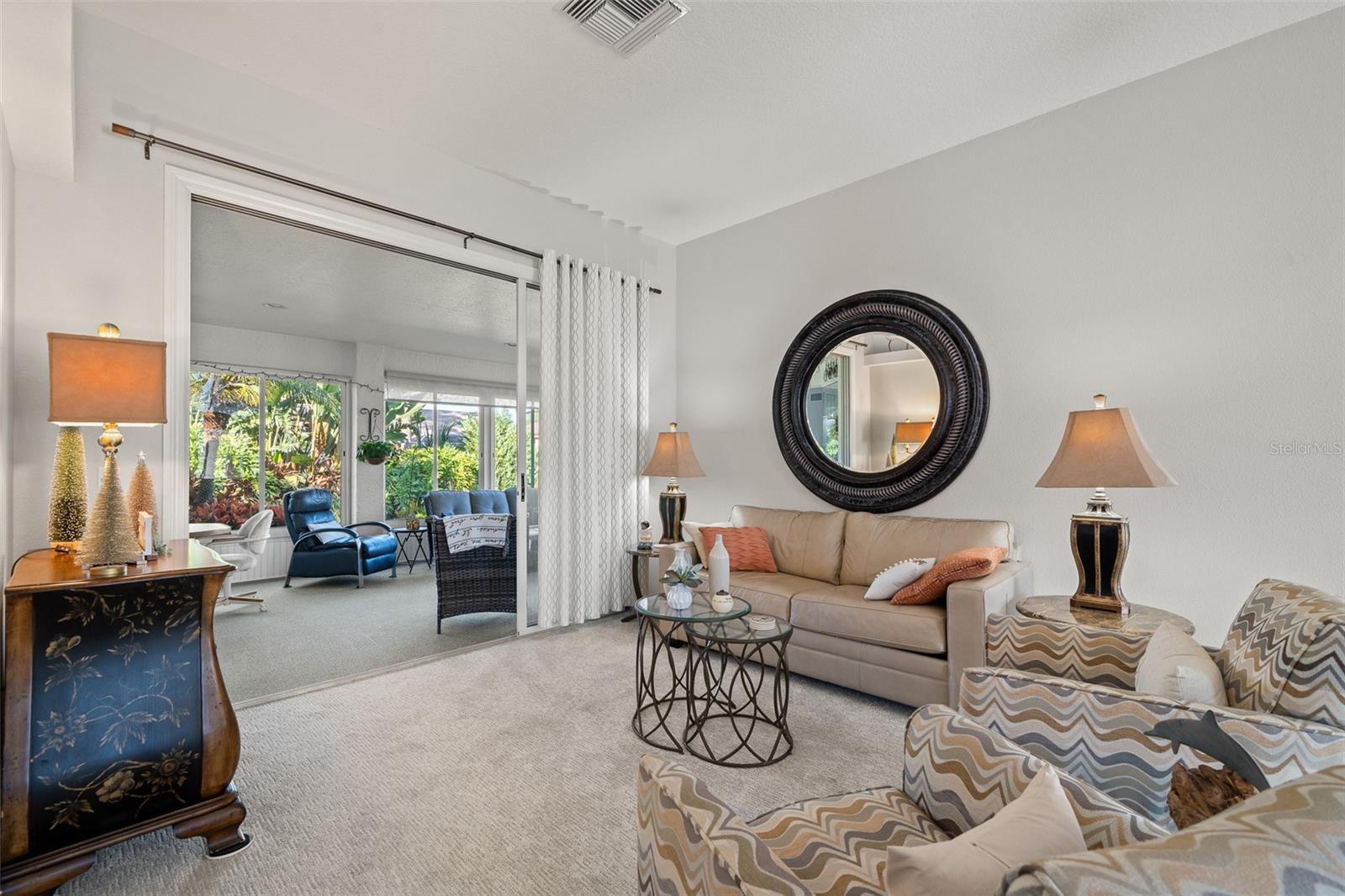 Image 9 of 51 For 18715 Dove Hollow Court