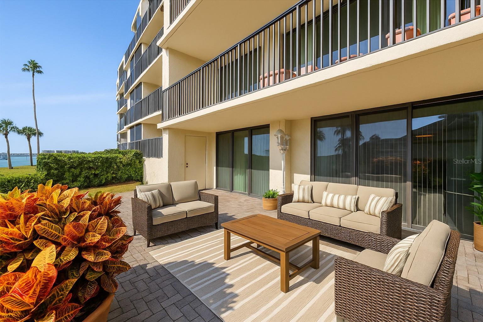 Image 22 of 50 For 100 Oakmont Lane 101