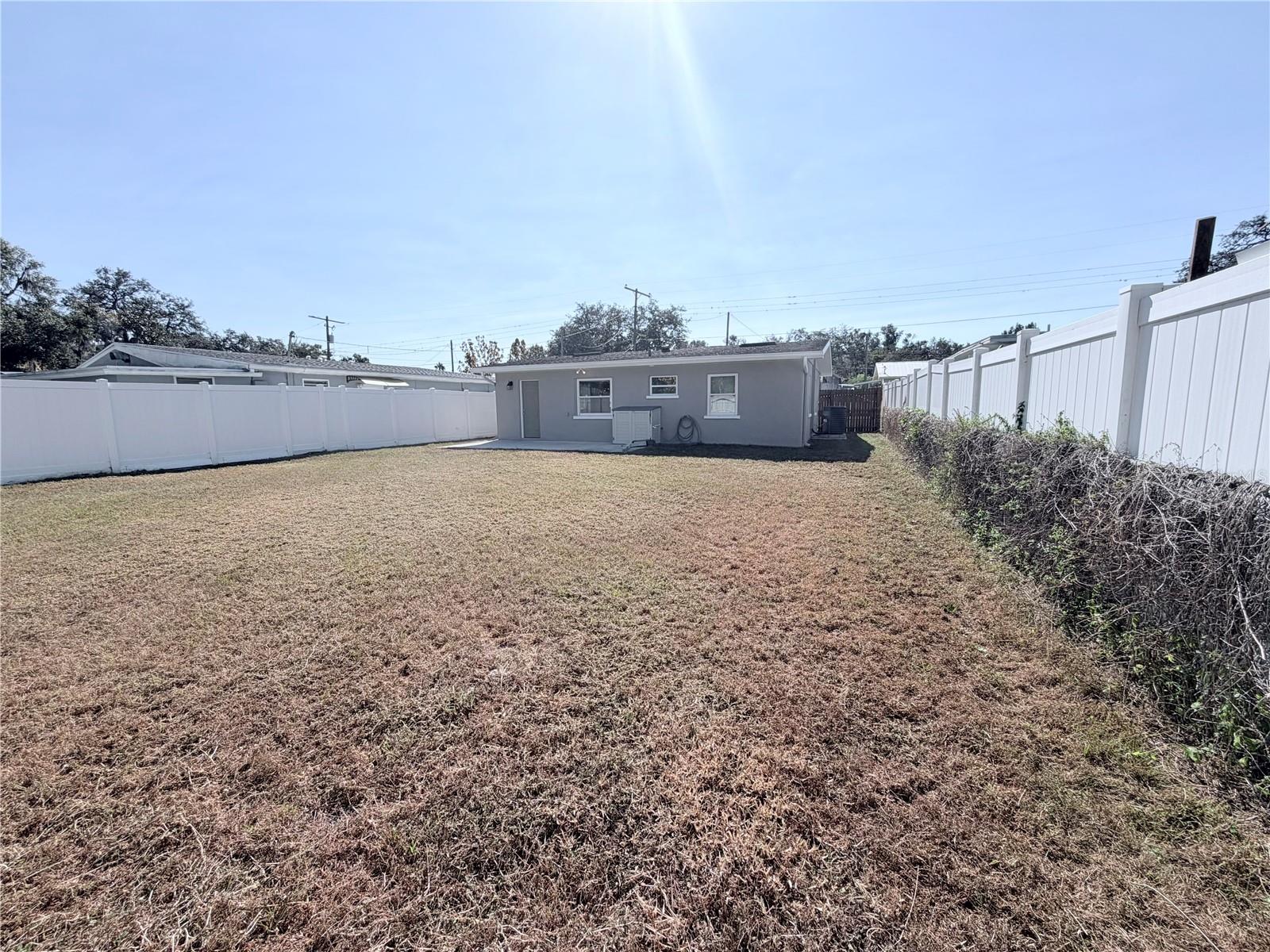 Image 16 of 16 For 1523 Jean Street