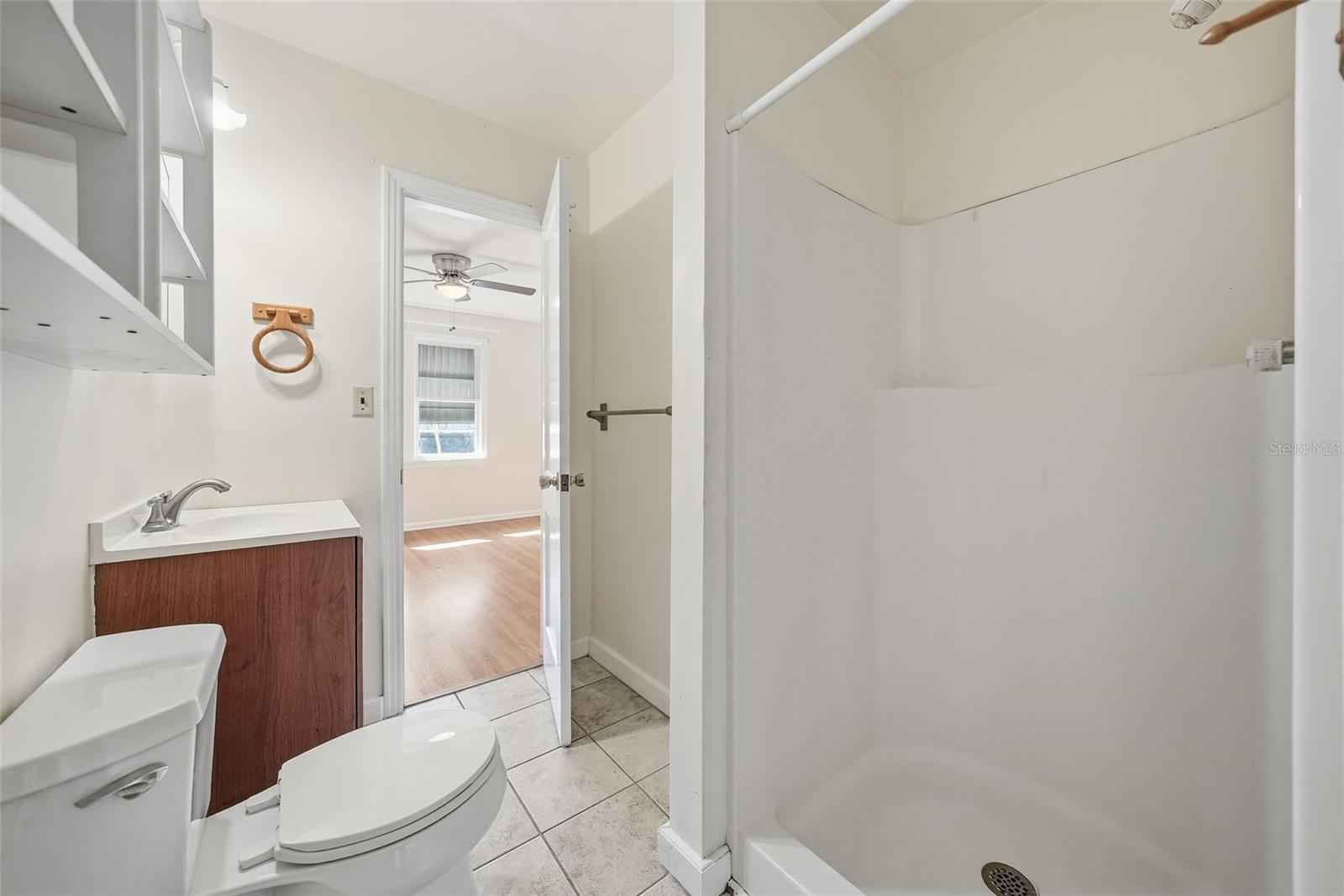 Image 22 of 35 For 533 38th Avenue N