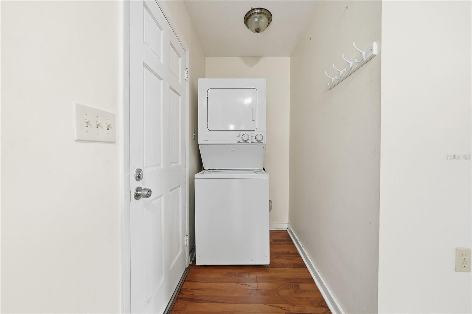 Image 27 of 35 For 533 38th Avenue N