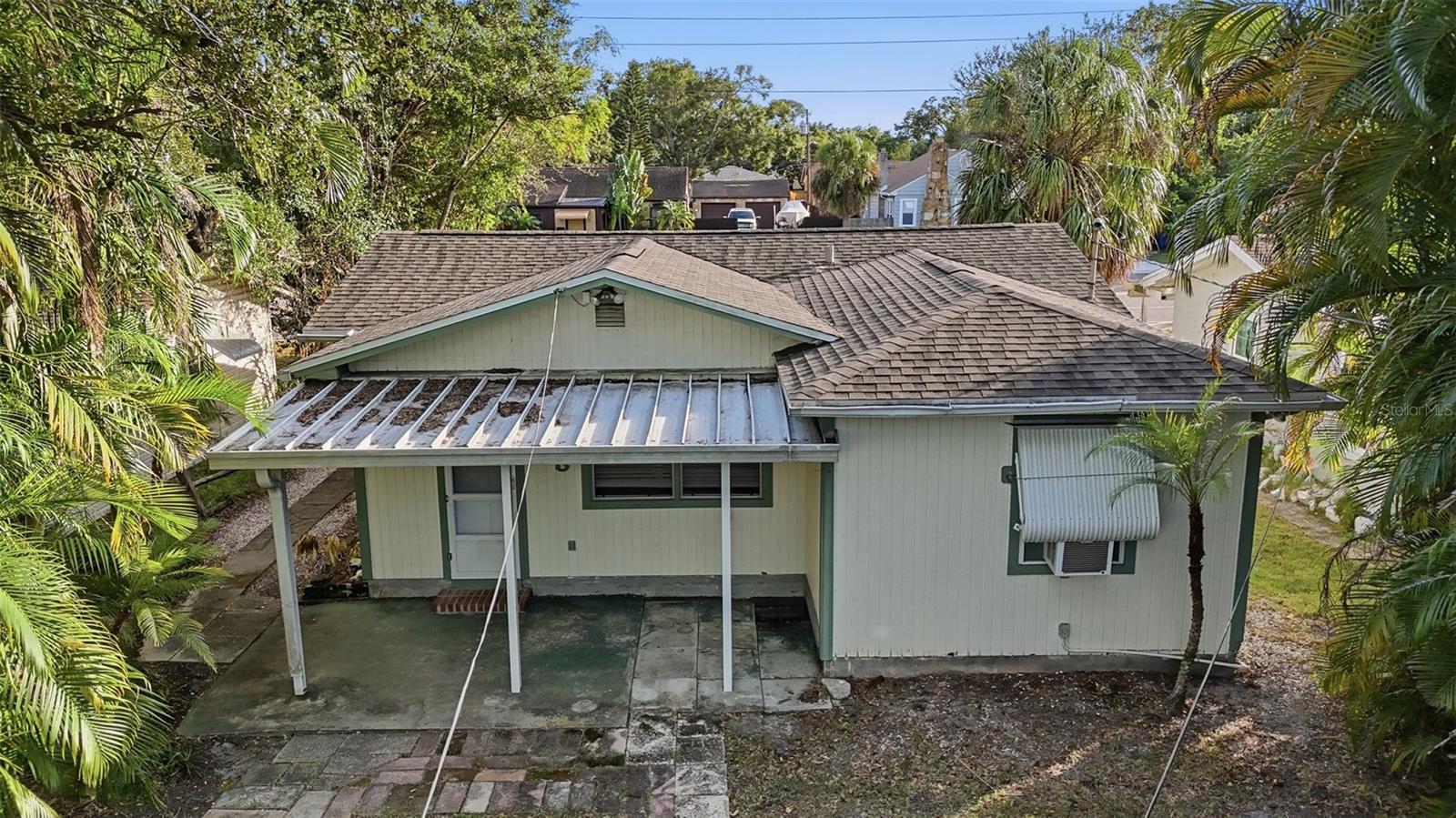 Image 5 of 35 For 533 38th Avenue N