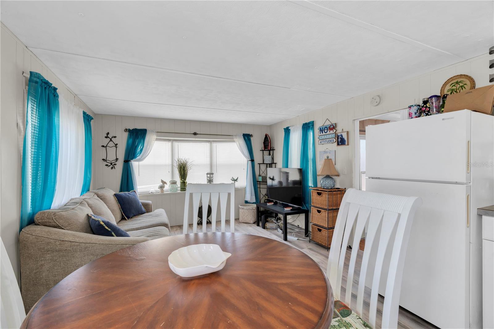 Image 11 of 35 For 7801 34th Avenue N 27