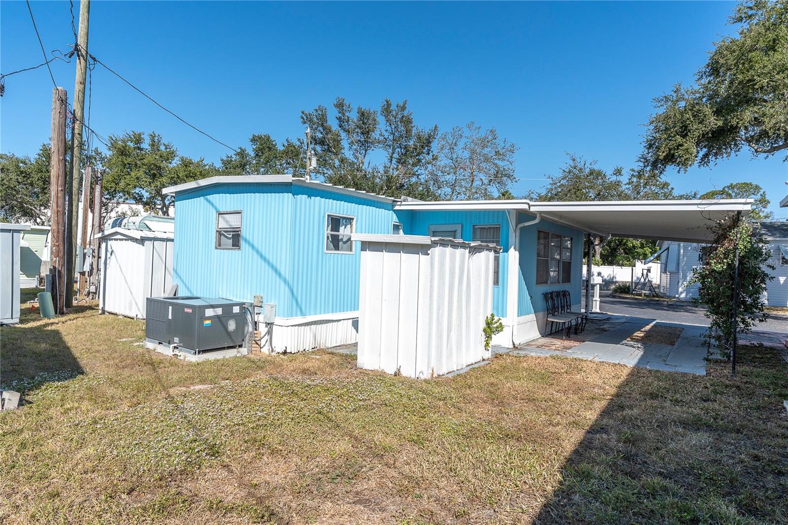 Image 19 of 35 For 7801 34th Avenue N 27