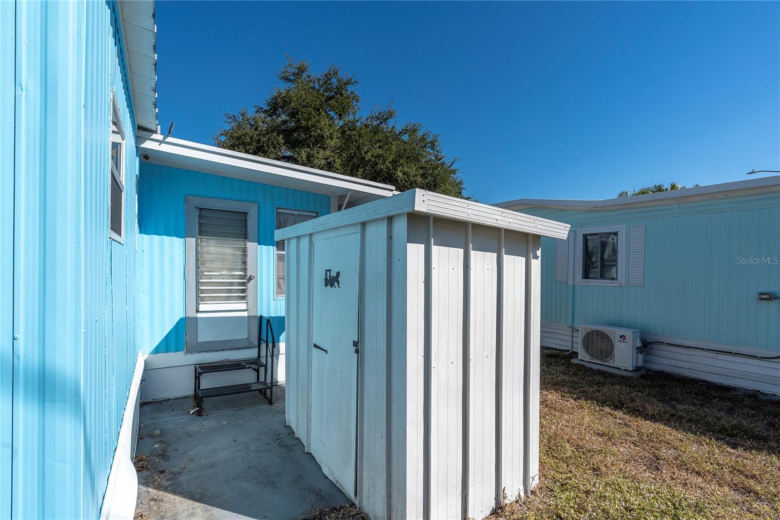 Image 20 of 35 For 7801 34th Avenue N 27