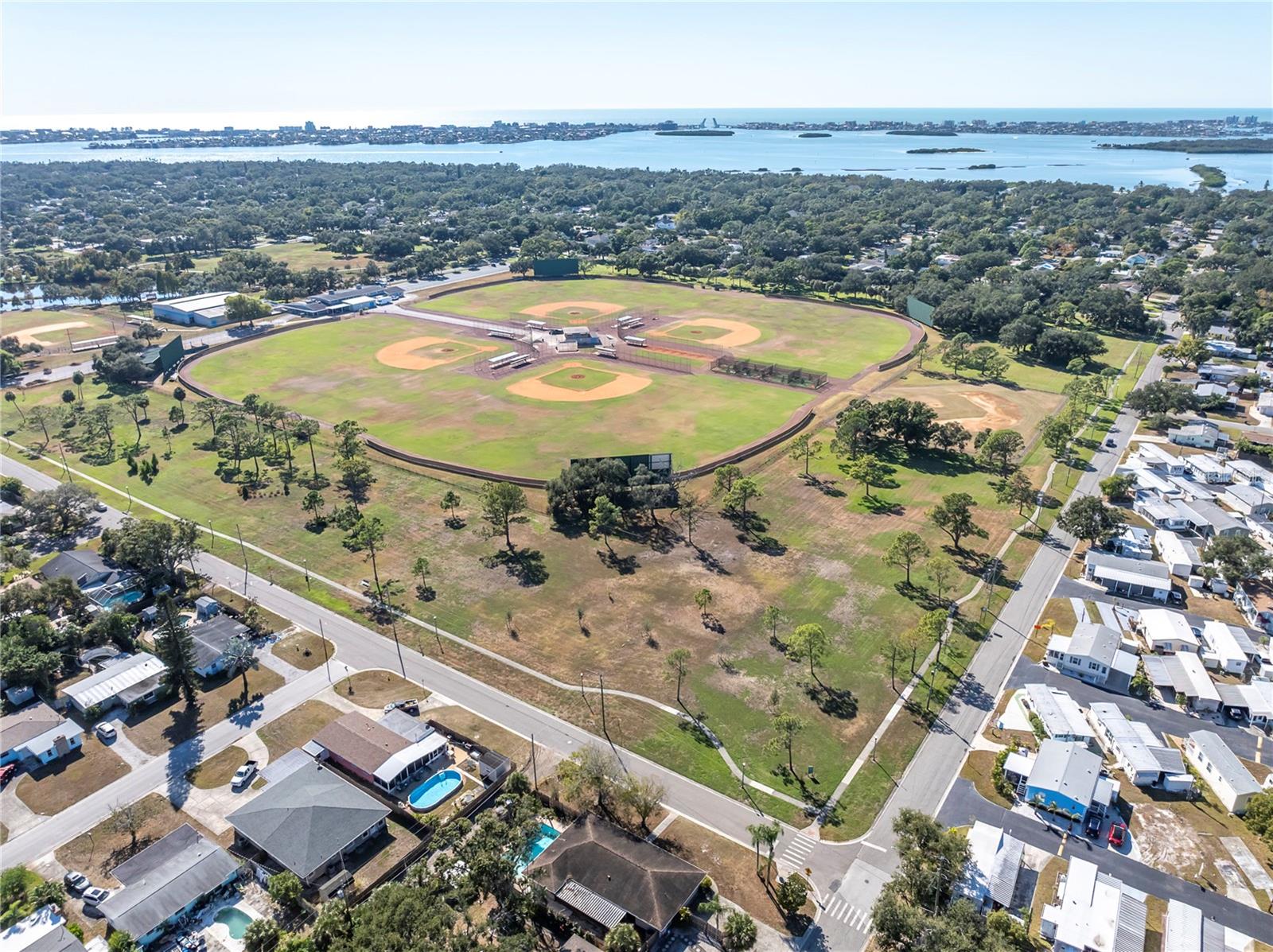 Image 29 of 35 For 7801 34th Avenue N 27