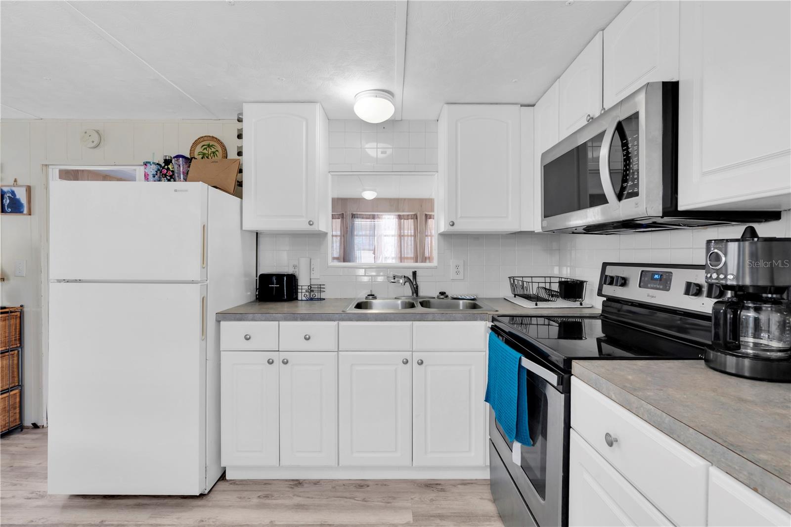 Image 7 of 35 For 7801 34th Avenue N 27