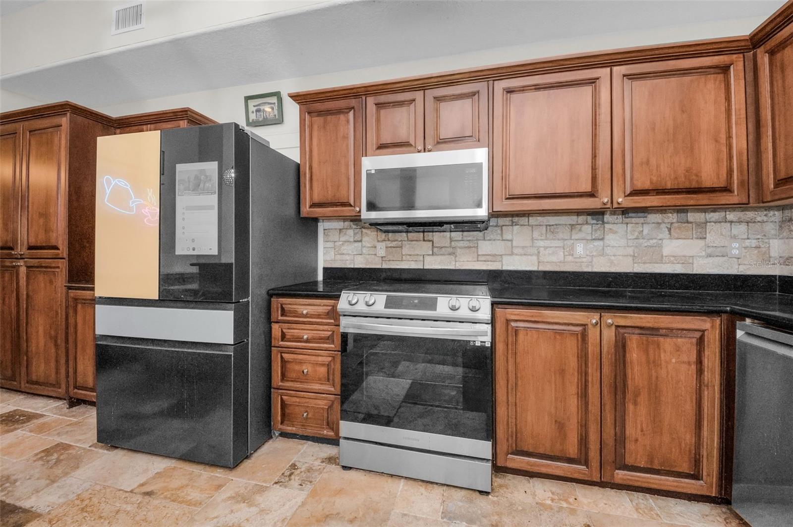 Image 14 of 79 For 1704 Lago Vista Boulevard