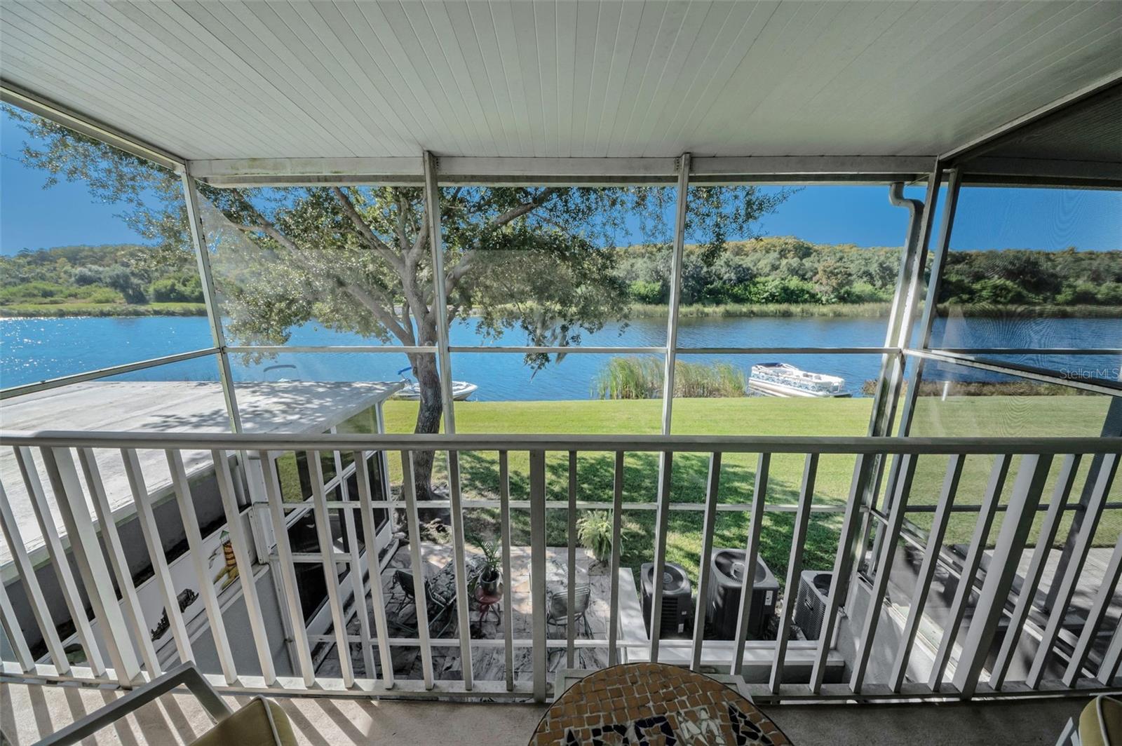 Image 36 of 79 For 1704 Lago Vista Boulevard