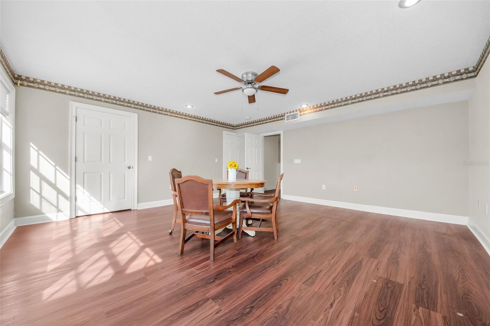 Image 44 of 79 For 1704 Lago Vista Boulevard