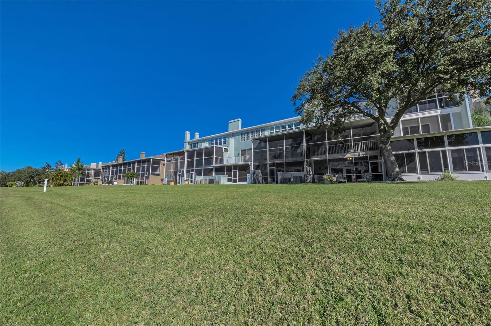 Image 55 of 79 For 1704 Lago Vista Boulevard