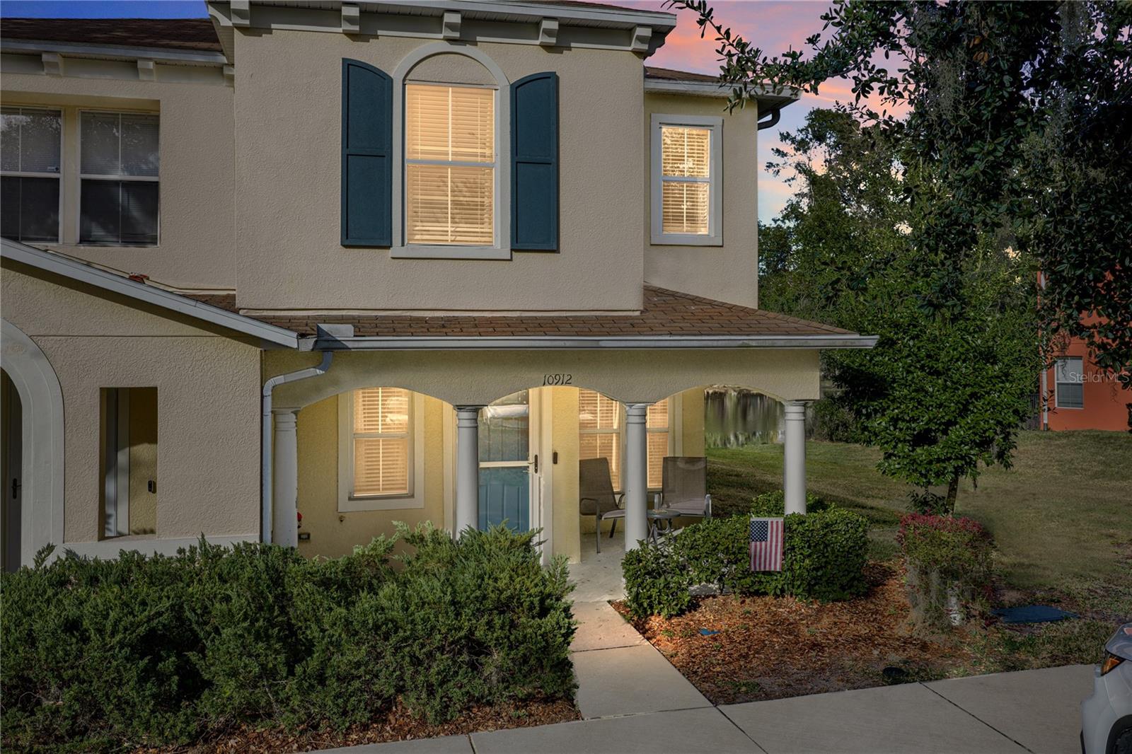 Image 2 of 38 For 10912 Johanna Avenue