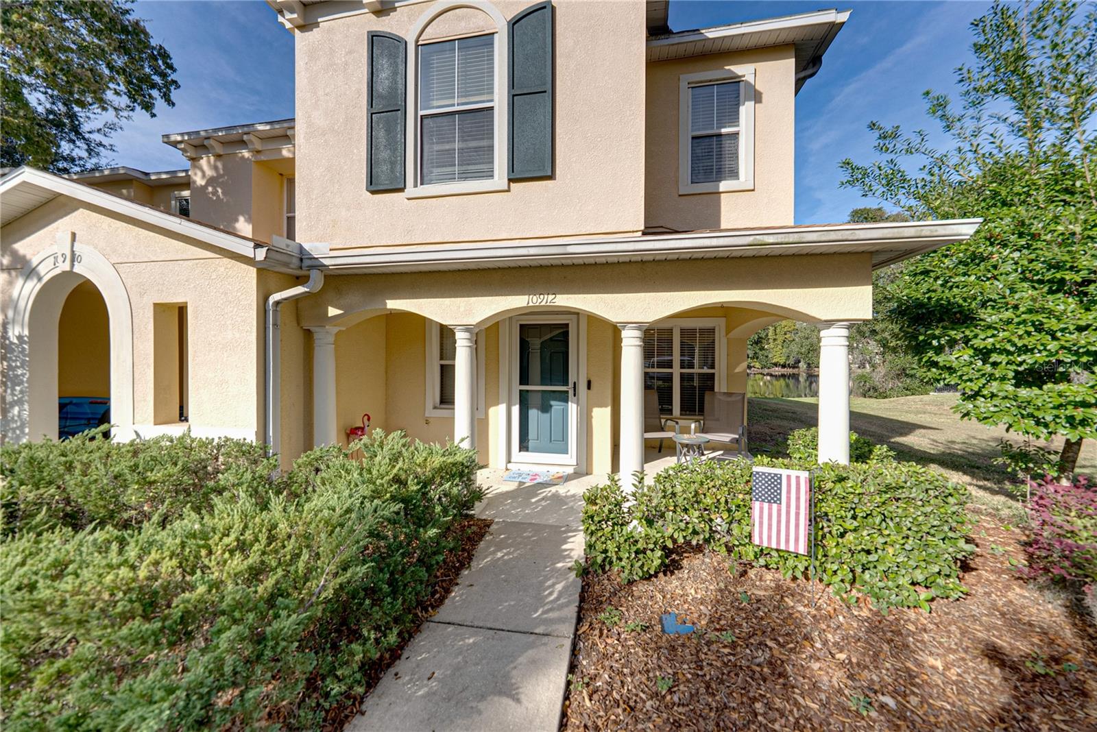 Image 7 of 38 For 10912 Johanna Avenue