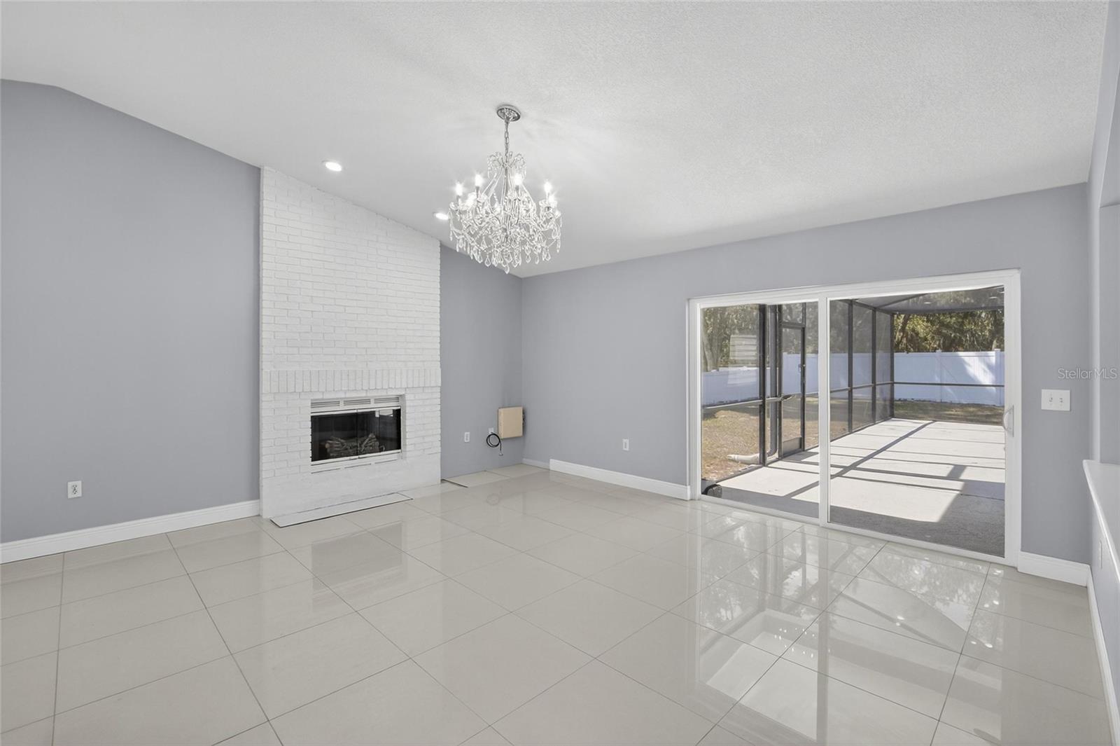 Image 10 of 40 For 10411 Brushfield Street