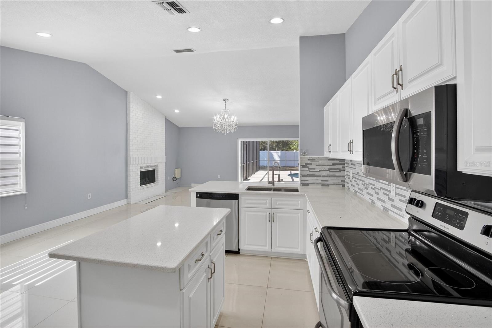 Image 12 of 40 For 10411 Brushfield Street