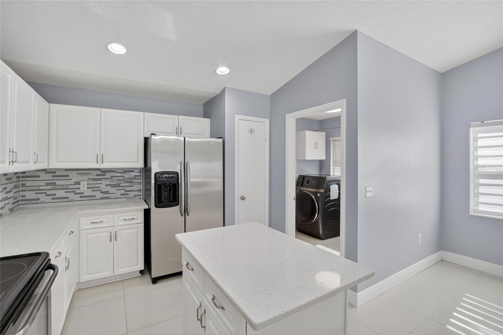 Image 13 of 40 For 10411 Brushfield Street