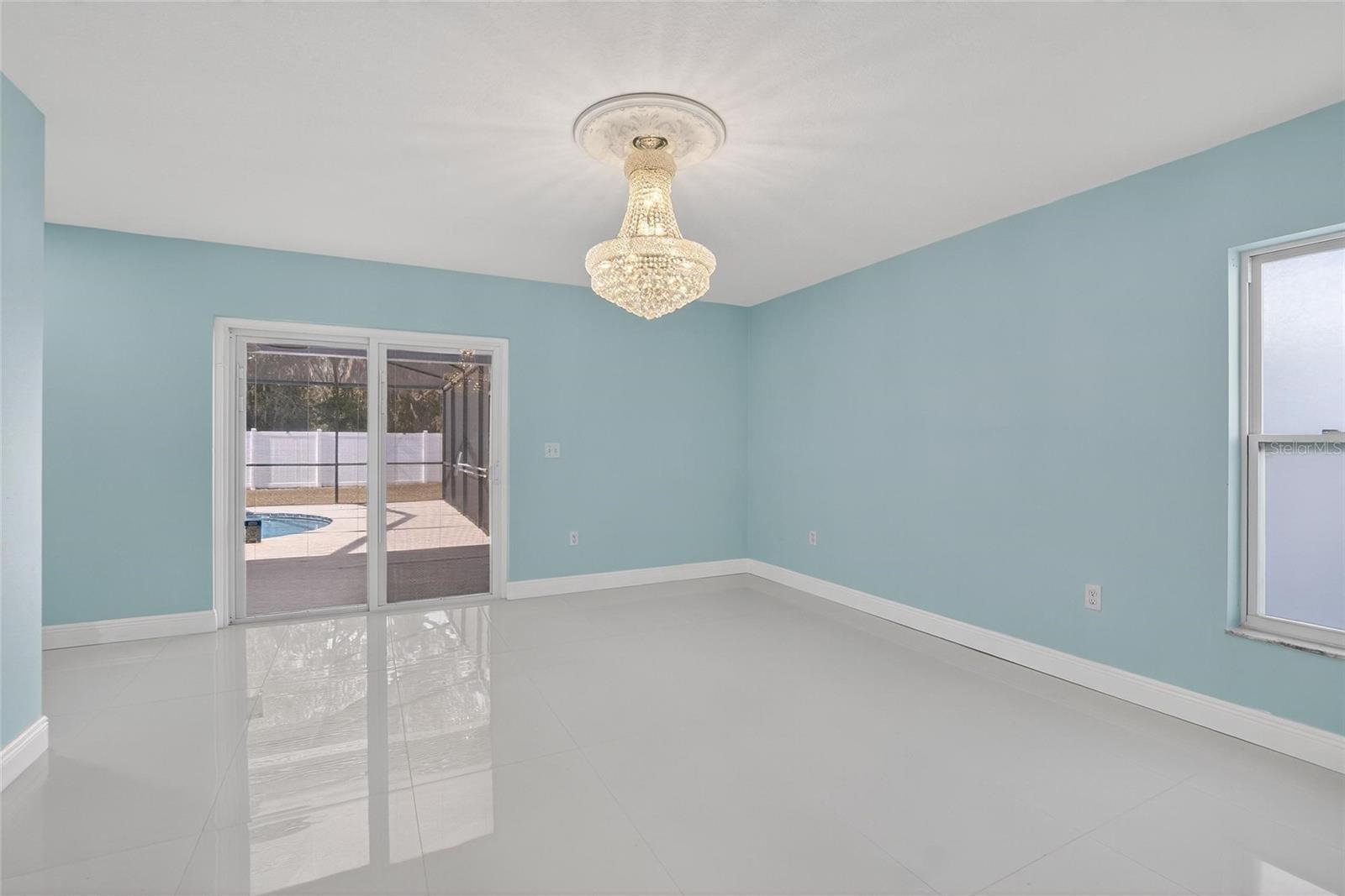 Image 22 of 40 For 10411 Brushfield Street