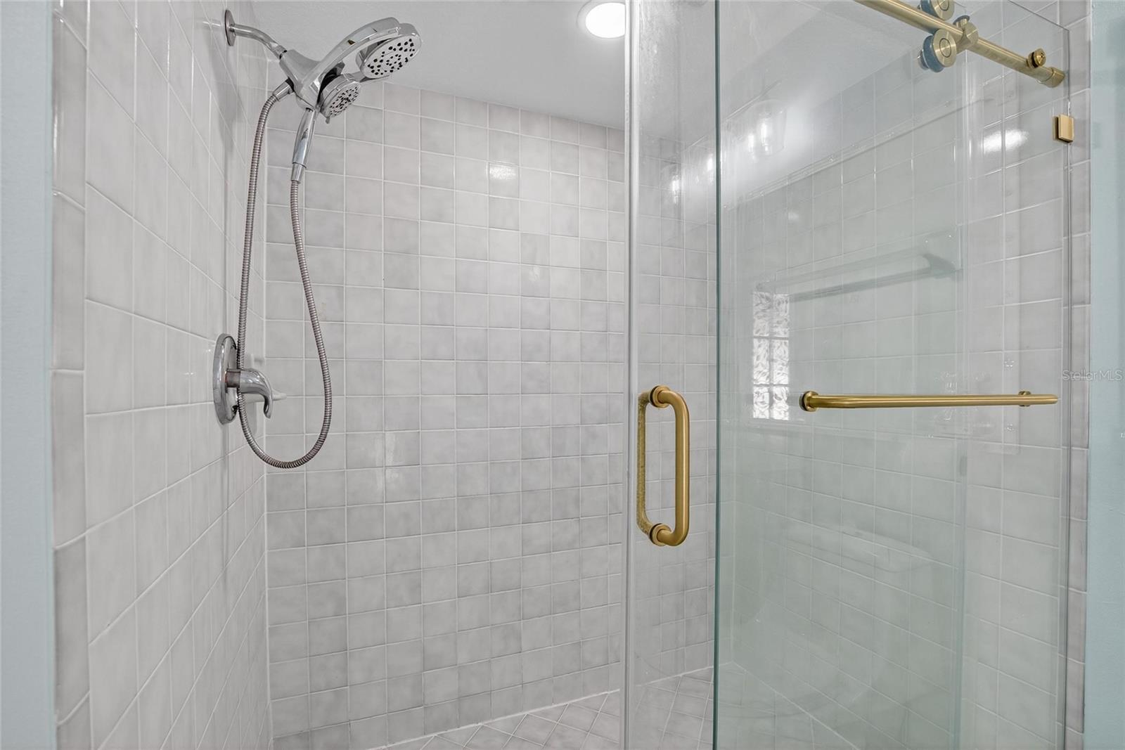 Image 27 of 40 For 10411 Brushfield Street