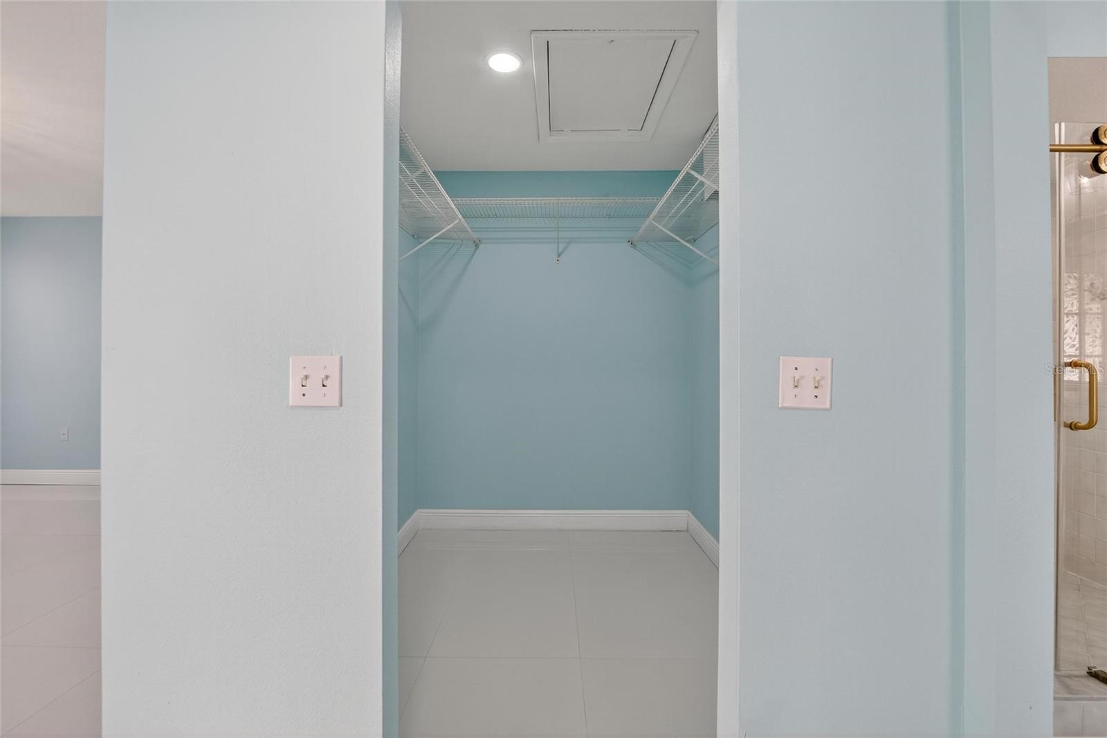 Image 28 of 40 For 10411 Brushfield Street