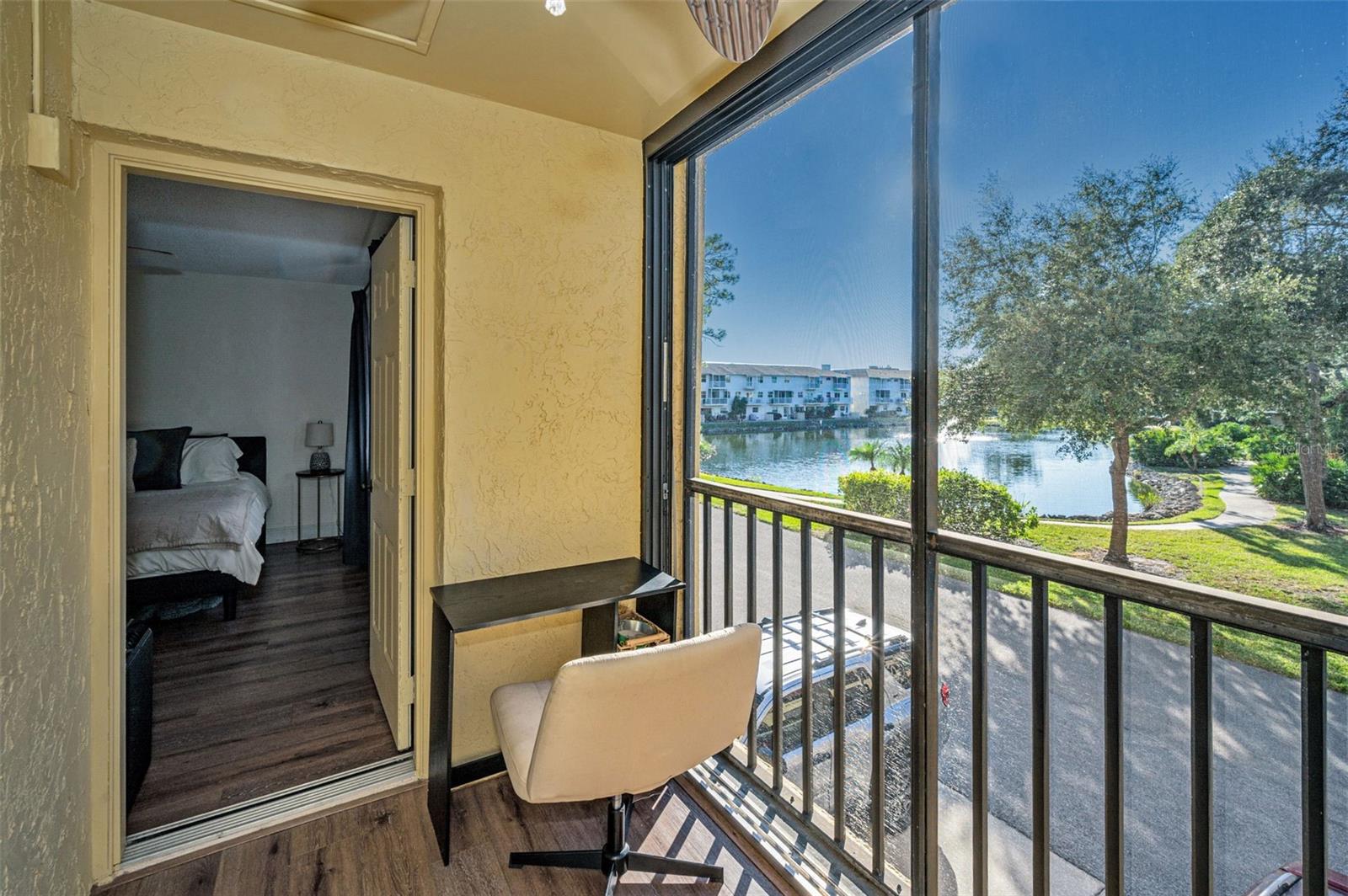 Image 20 of 65 For 5775 Park Street N 211