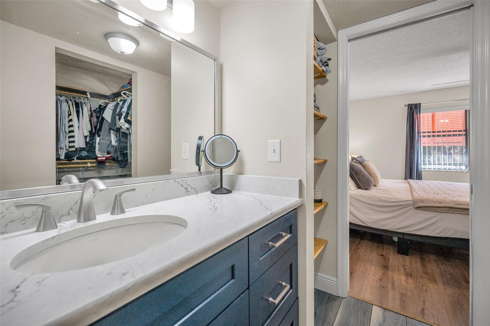 Image 26 of 65 For 5775 Park Street N 211