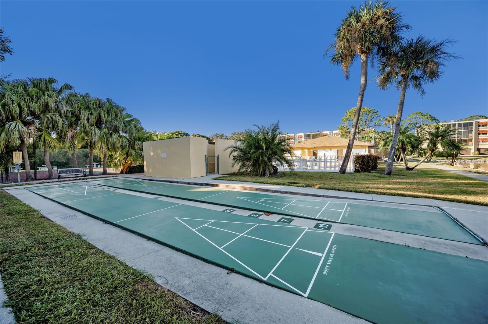 Image 46 of 65 For 5775 Park Street N 211