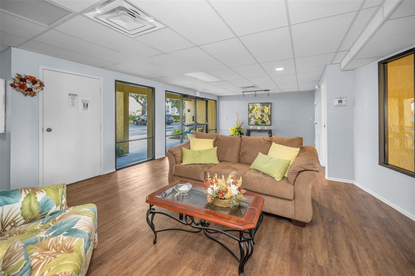 Image 8 of 65 For 5775 Park Street N 211