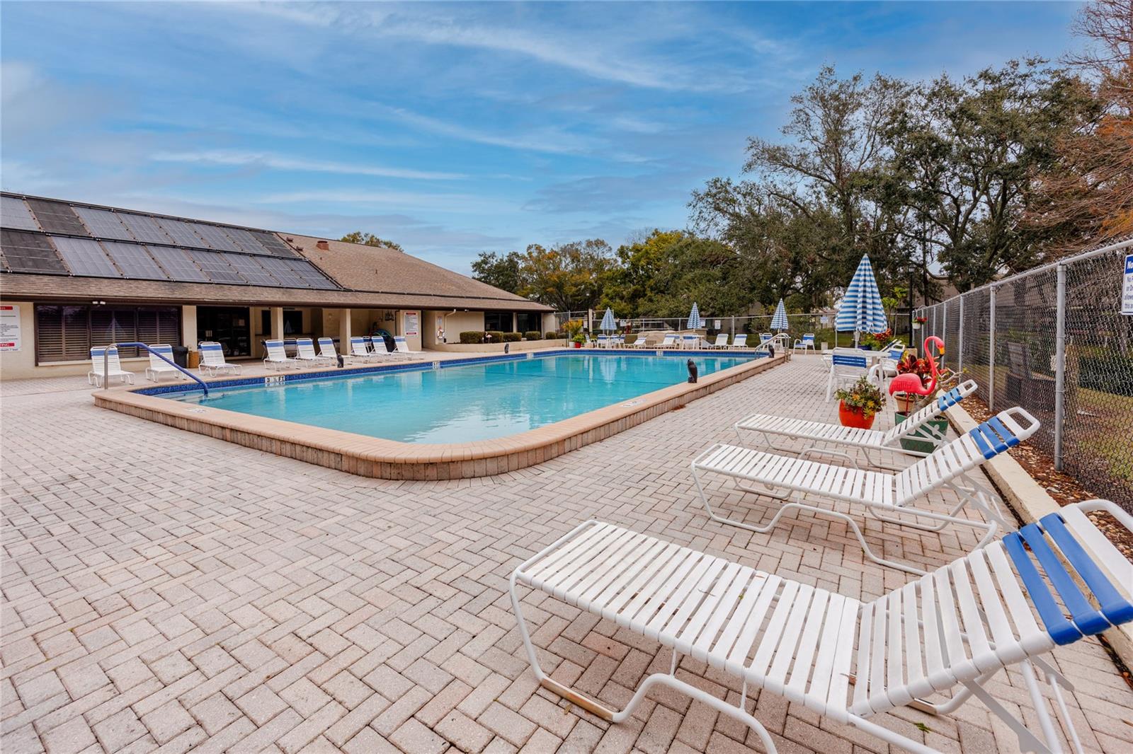 Listing photo id 32 for 2561 Royal Pines Circle 14h