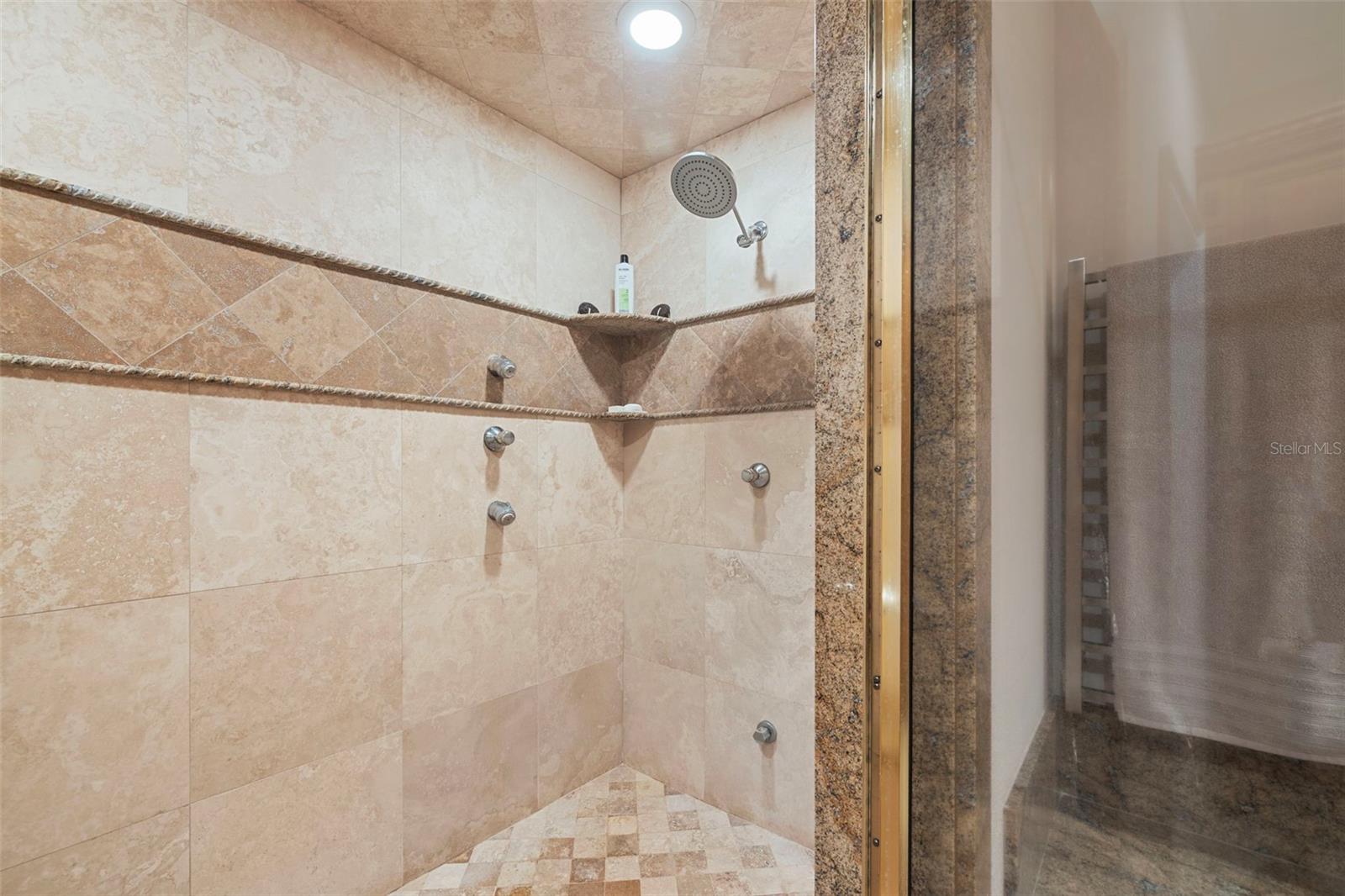 Image 29 of 78 For 18707 Pepper Pike