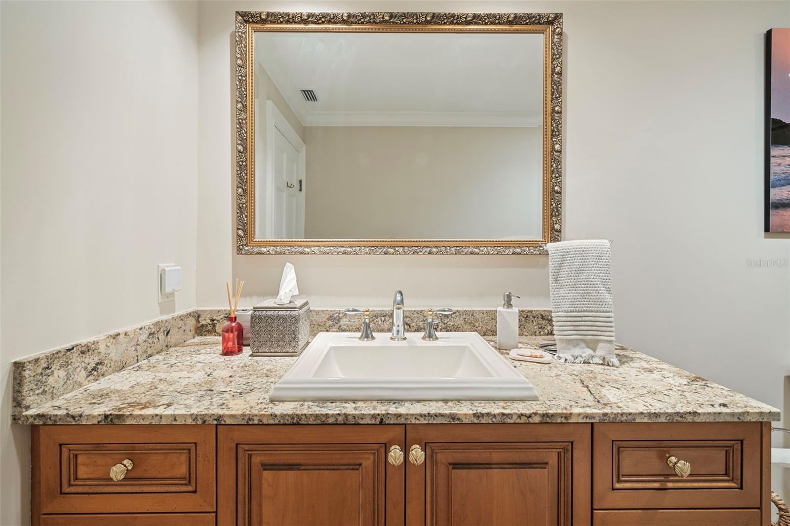 Image 37 of 78 For 18707 Pepper Pike