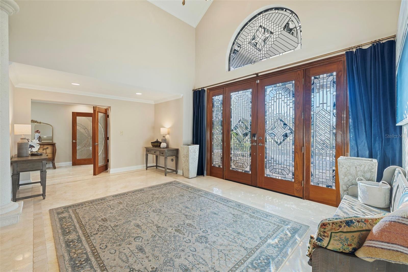 Image 8 of 78 For 18707 Pepper Pike