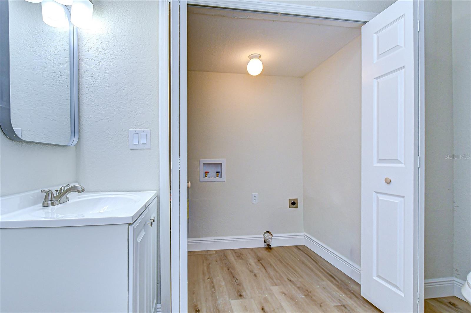 Image 21 of 45 For 12321 Kingdom Way