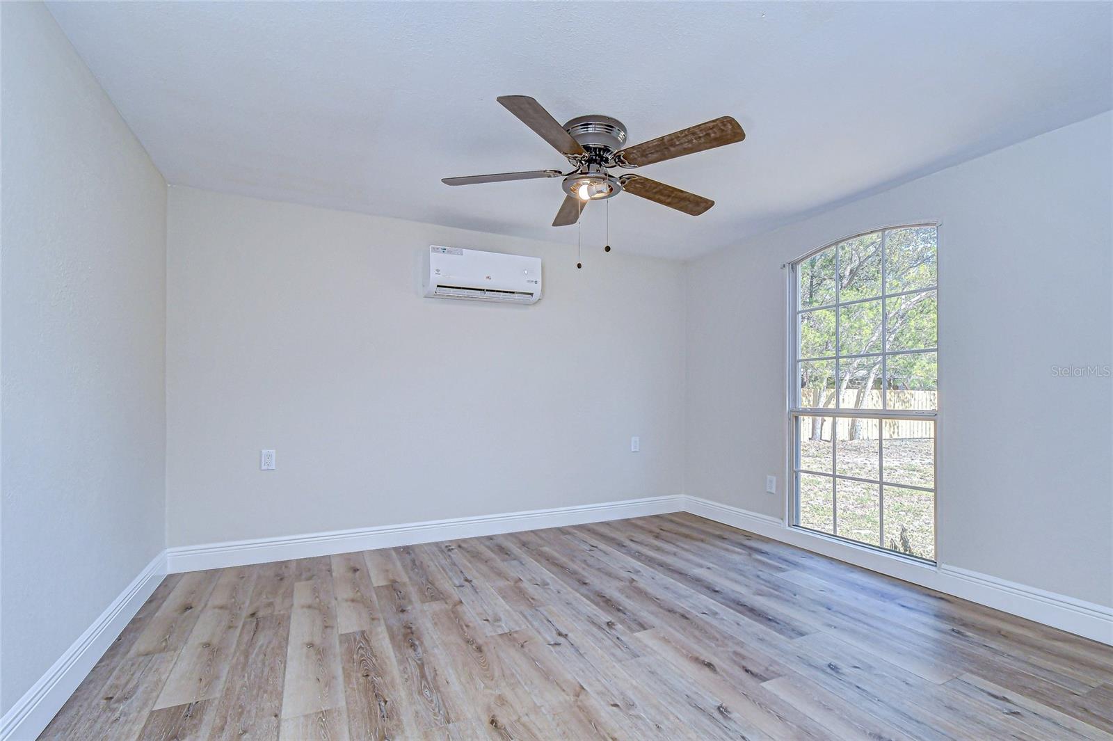 Image 23 of 45 For 12321 Kingdom Way