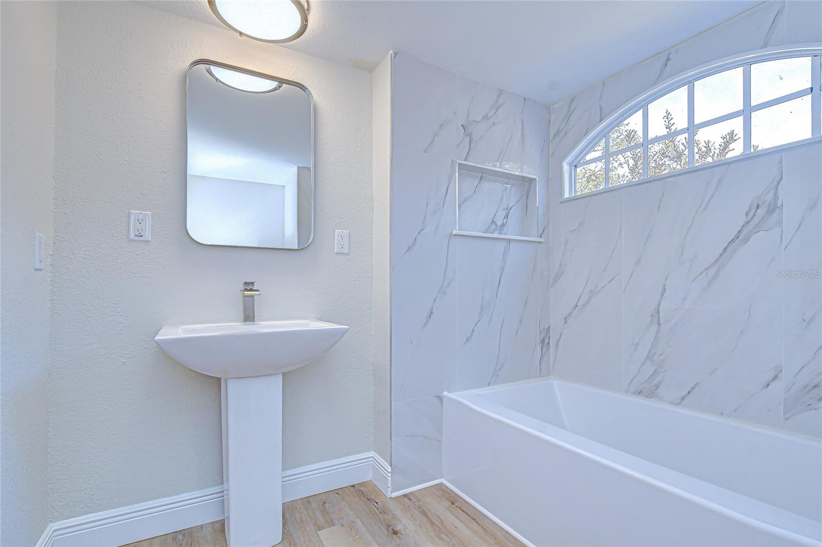 Image 24 of 45 For 12321 Kingdom Way