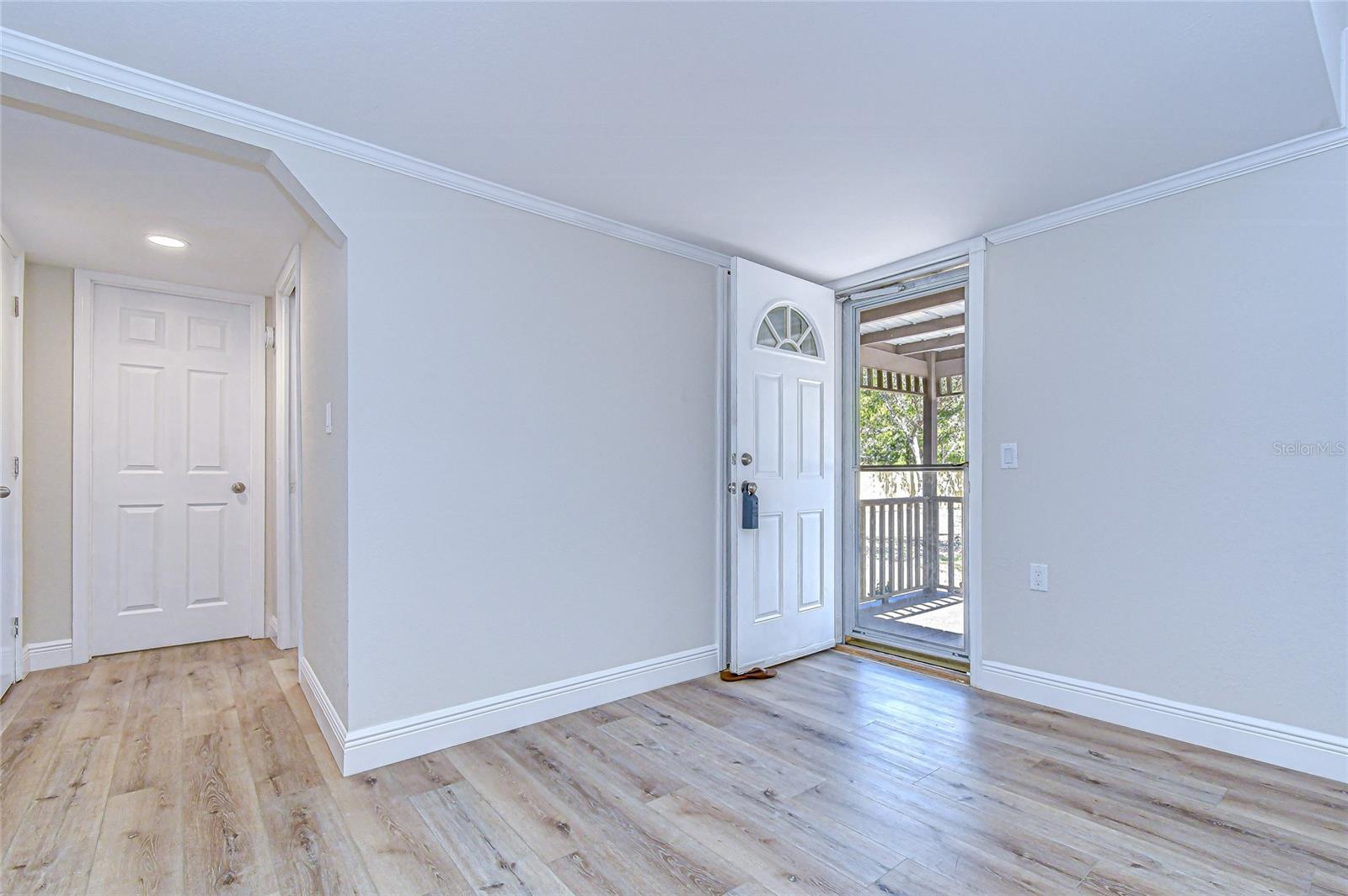 Image 7 of 45 For 12321 Kingdom Way