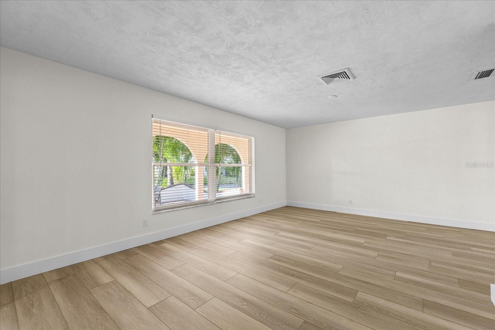 Image 37 of 52 For 1200 80th Street S