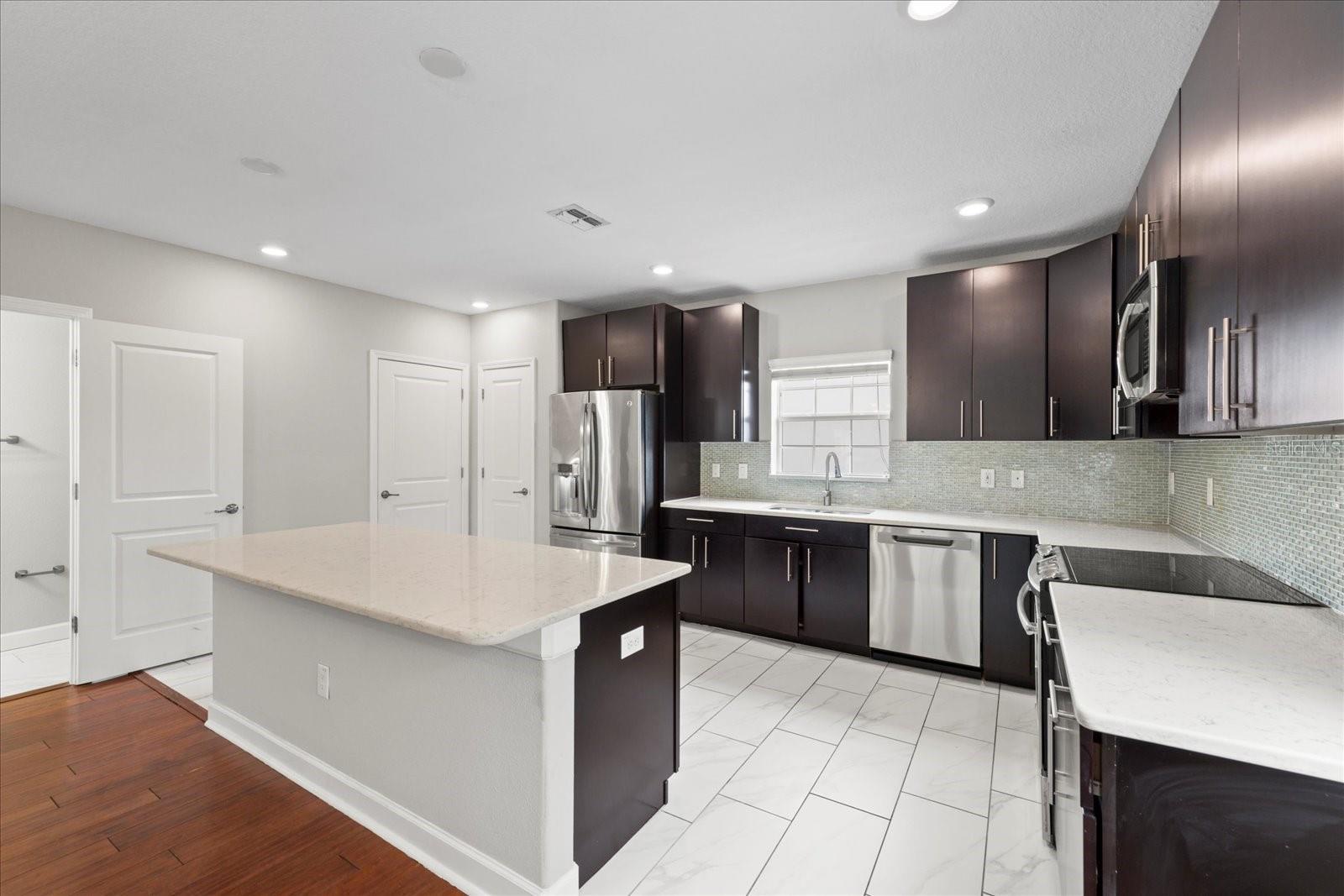 Image 6 of 39 For 1501 Lemon Street