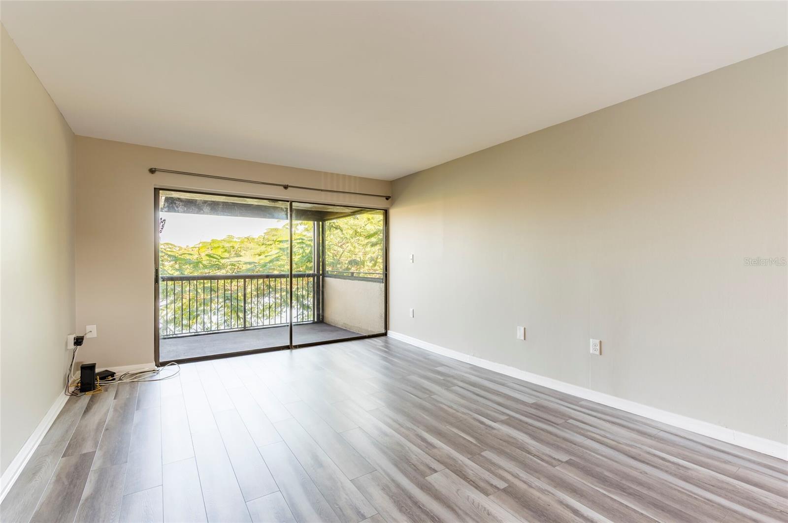 Image 12 of 45 For 735 Village Drive N 206