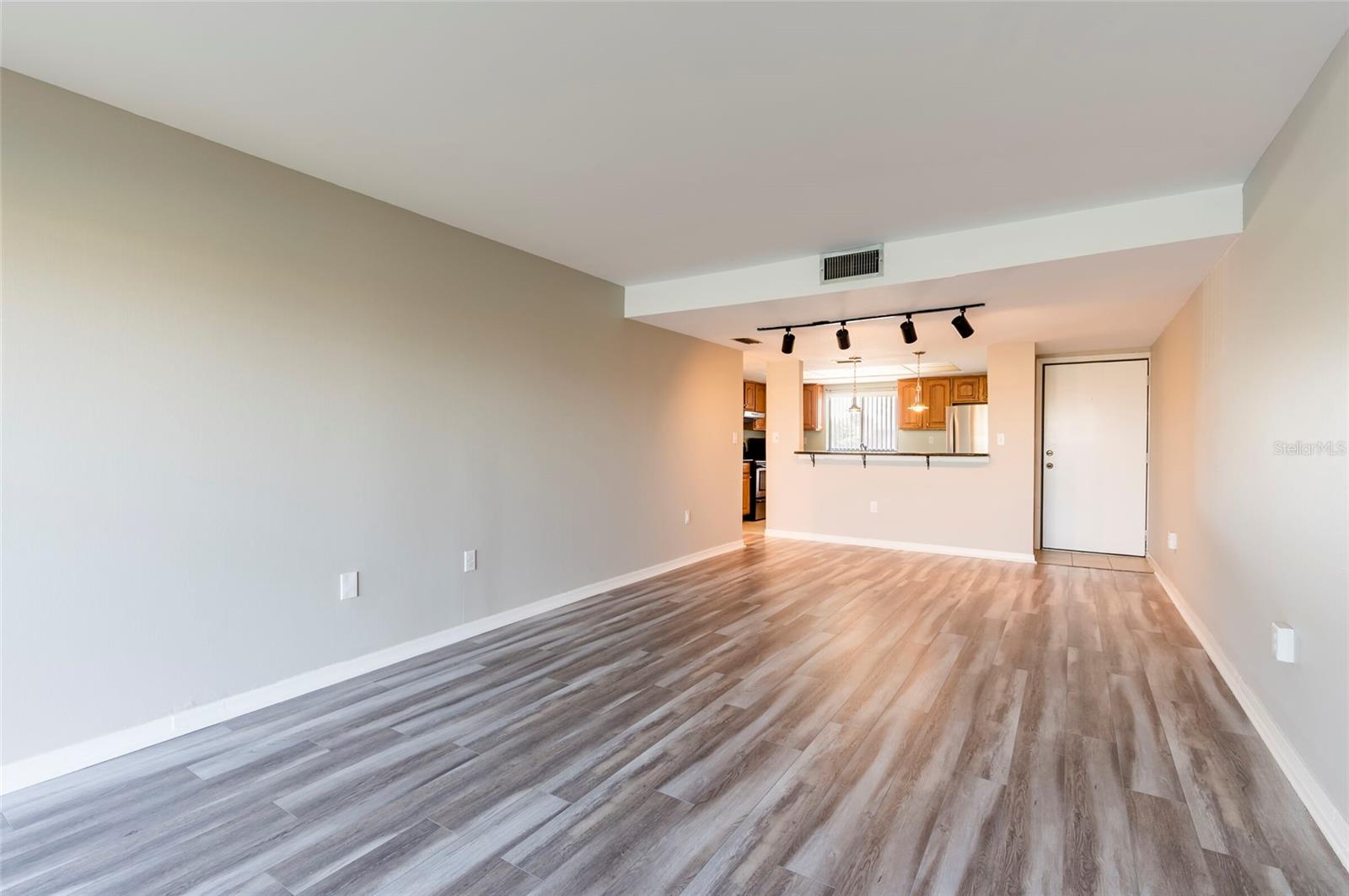 Image 18 of 45 For 735 Village Drive N 206