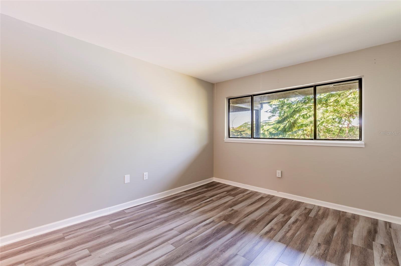 Image 20 of 45 For 735 Village Drive N 206