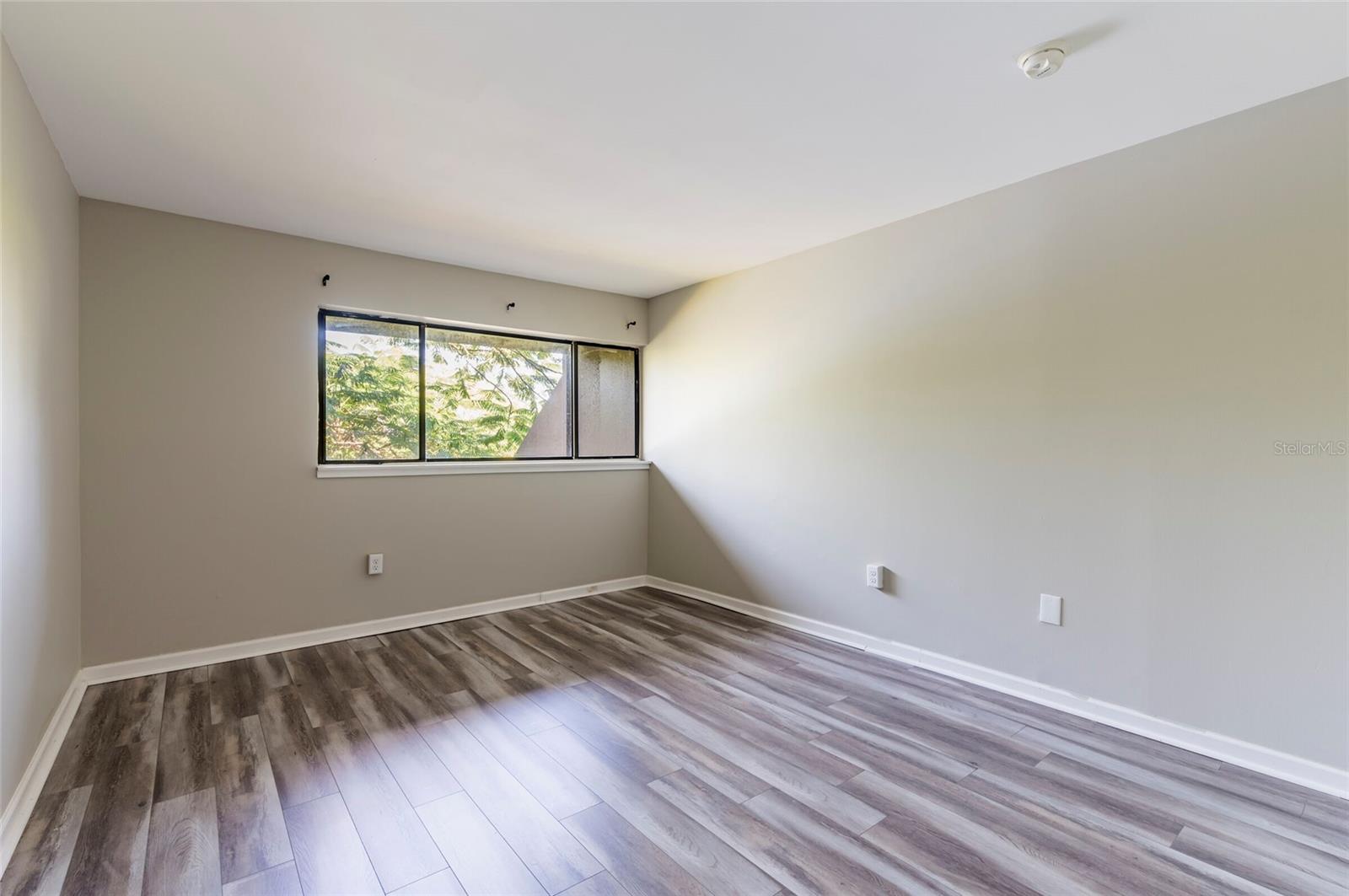 Image 29 of 45 For 735 Village Drive N 206