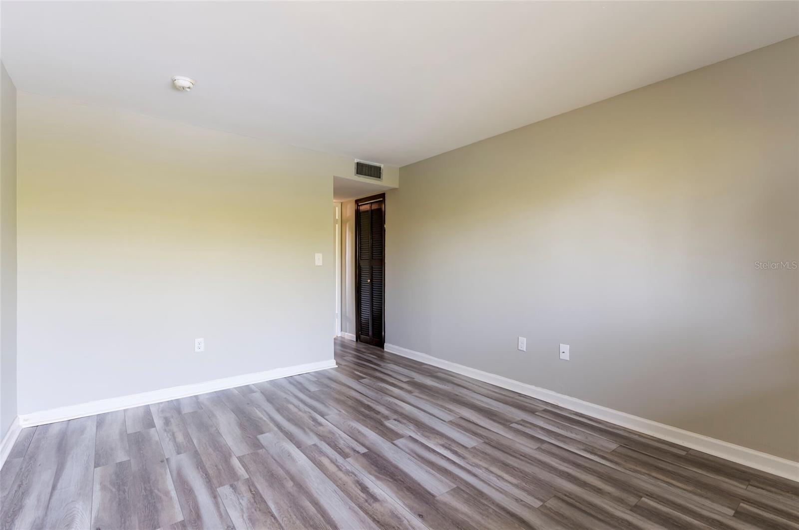 Image 31 of 45 For 735 Village Drive N 206