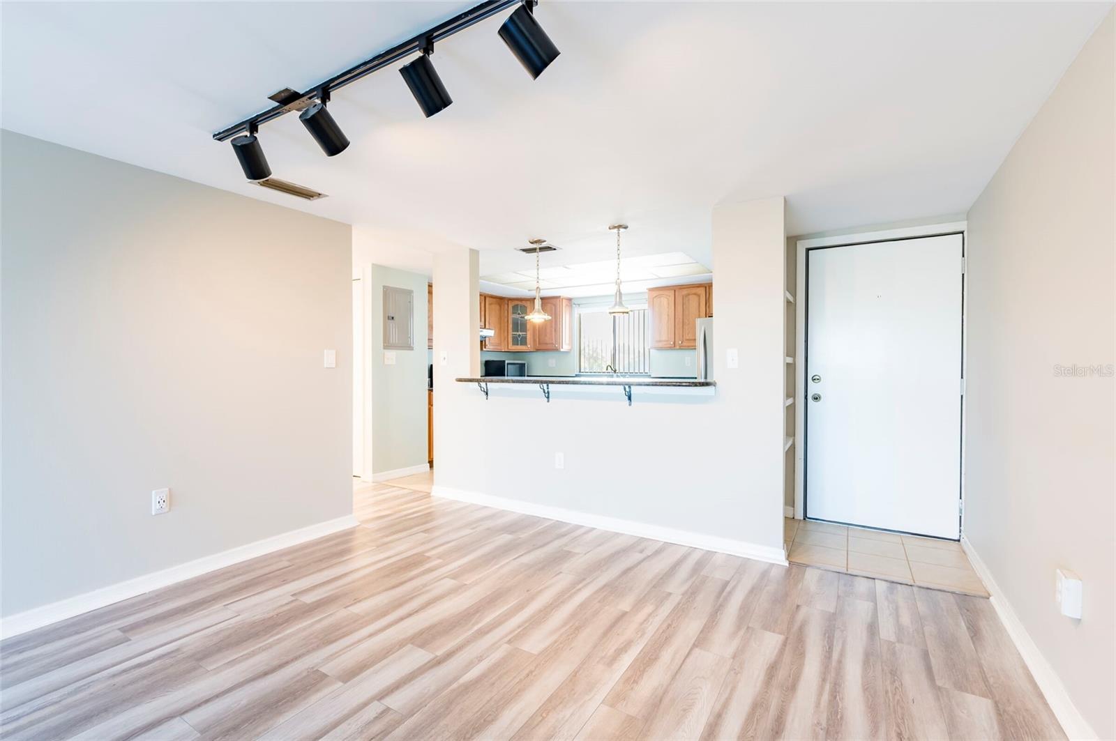 Image 5 of 45 For 735 Village Drive N 206